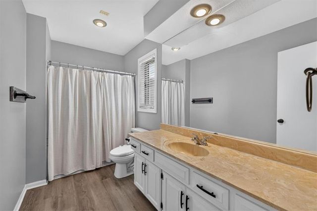 5743 Willow Avenue, Raytown, MO 64133