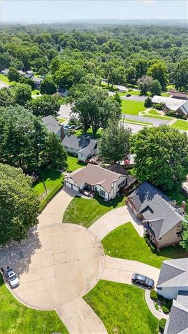 5743 Willow Avenue, Raytown, MO 64133