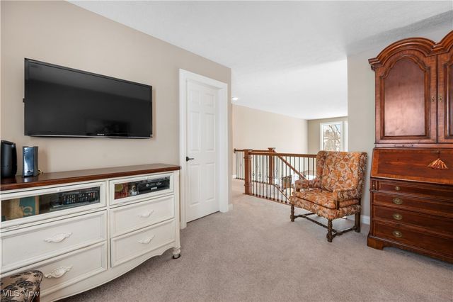 12554 Meadowview Drive, North Royalton, OH 44133