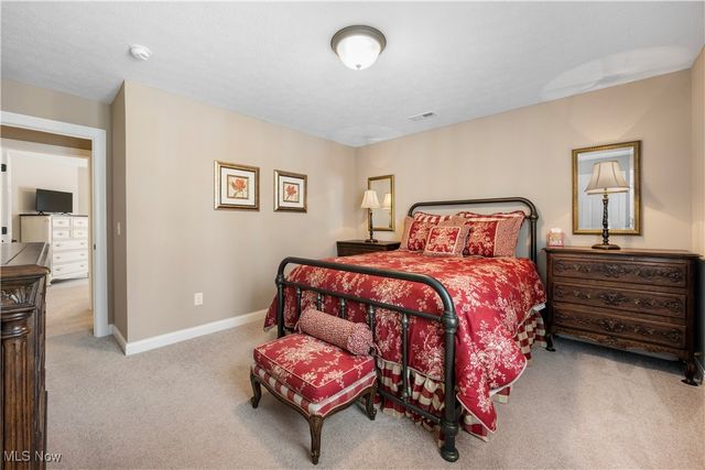 12554 Meadowview Drive, North Royalton, OH 44133