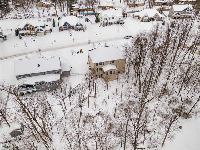 12554 Meadowview Drive, North Royalton, OH 44133