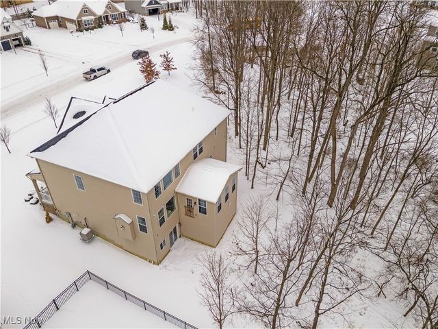 12554 Meadowview Drive, North Royalton, OH 44133