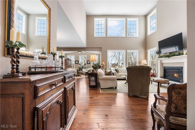 12554 Meadowview Drive, North Royalton, OH 44133