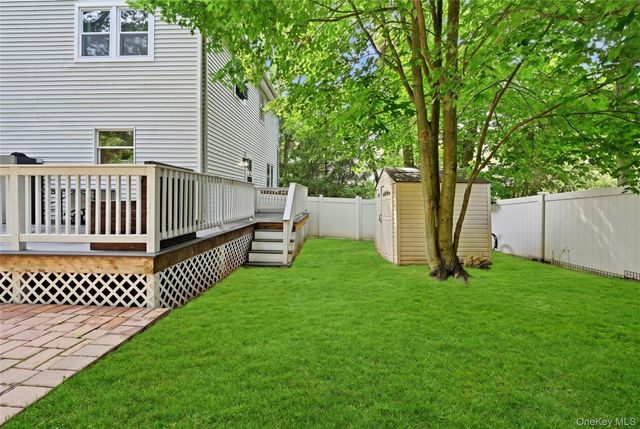 15 Birch Road, Rocky Point, NY 11778