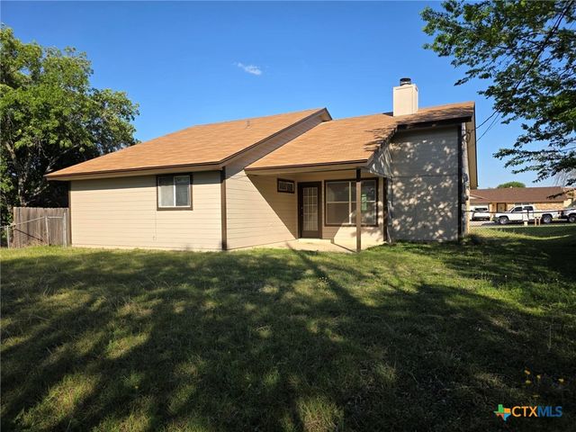 215 Robertstown Road, Copperas Cove, TX 76522