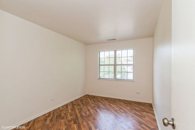 1994 Countryside Lane, Round Lake Beach, IL 60073