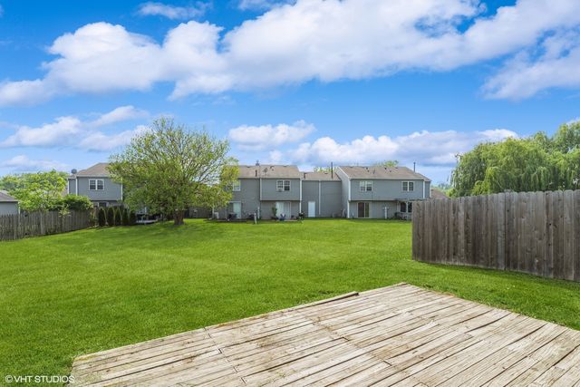 1994 Countryside Lane, Round Lake Beach, IL 60073