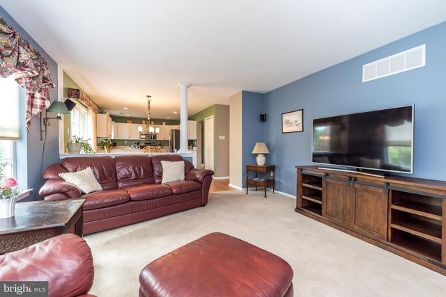 904 FILLY CIR, New Hope, PA 18938