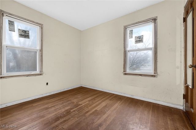 19808 Kings Highway, Warrensville Heights, OH 44122