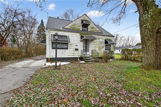 19808 Kings Highway, Warrensville Heights, OH 44122