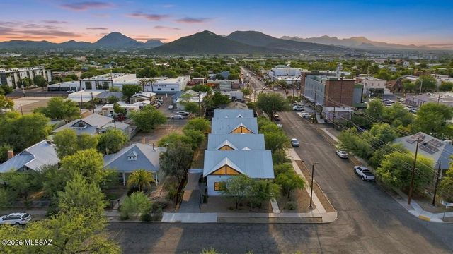 802 S 5th Avenue, Tucson, AZ 85701