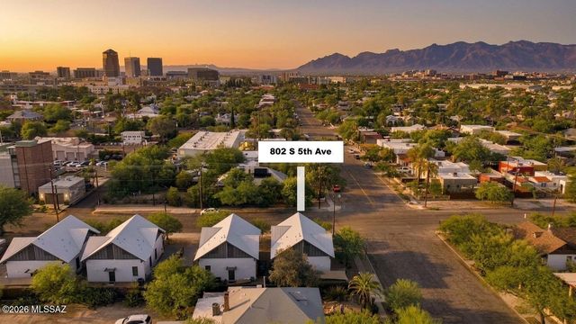 802 S 5th Avenue, Tucson, AZ 85701