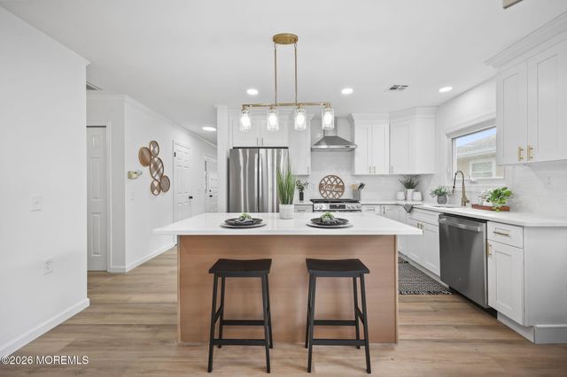 130 Rodhos Street, Toms River, NJ 08757