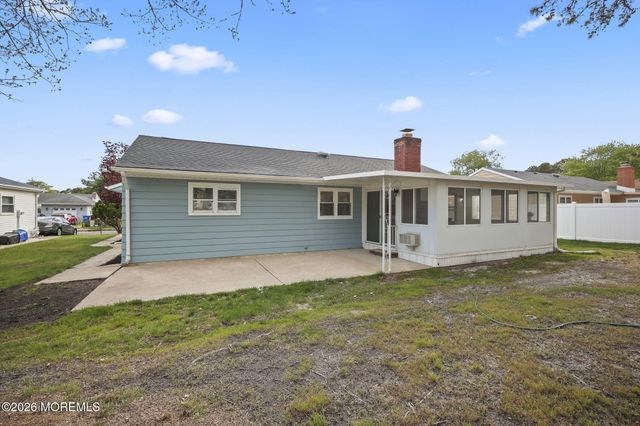 130 Rodhos Street, Toms River, NJ 08757