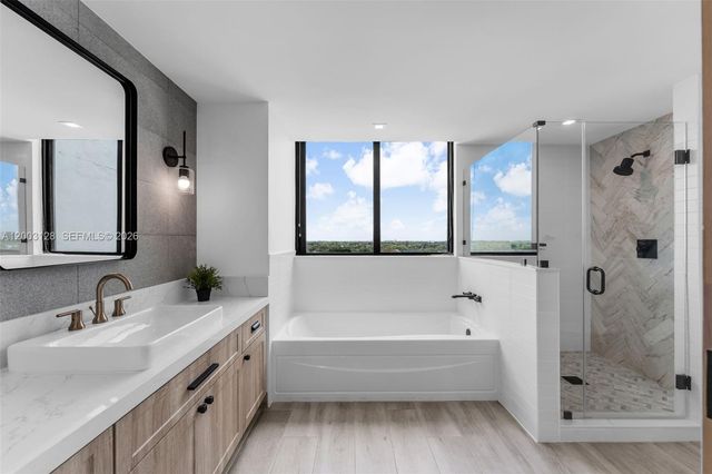 1300 Ponce De Leon Blvd 815, Coral Gables, FL 33134