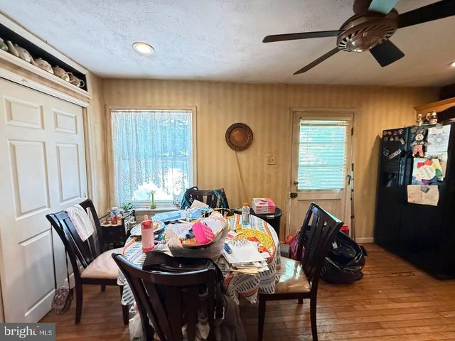 446 STILLWATER DR, Pocono Summit, PA 18346