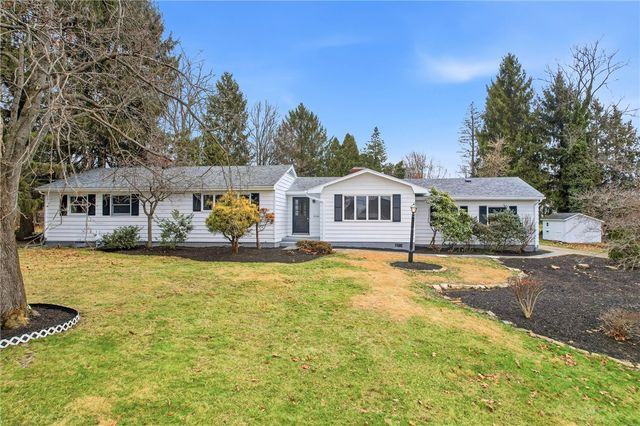 2894 Shadylane Dr, Neshannock Twp, PA 16105