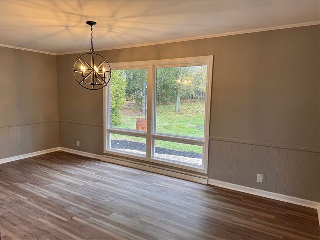 2894 Shadylane Dr, Neshannock Twp, PA 16105