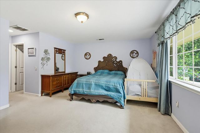 17292 Penn Valley Dr, Penn Valley, CA 95946