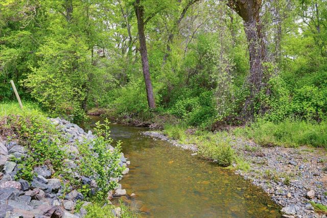 17292 Penn Valley Dr, Penn Valley, CA 95946