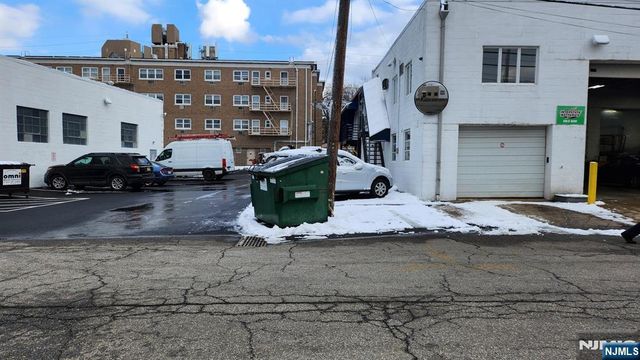 460 Commercial Avenue Front, Palisades Park, NJ 07650