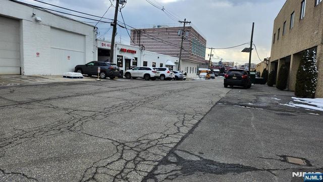 460 Commercial Avenue Front, Palisades Park, NJ 07650