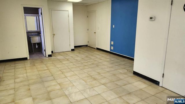 460 Commercial Avenue Front, Palisades Park, NJ 07650