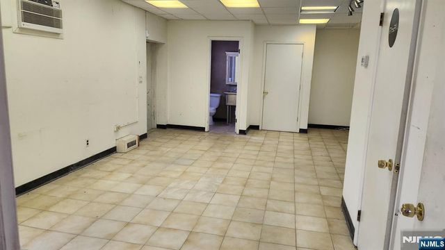 460 Commercial Avenue Front, Palisades Park, NJ 07650