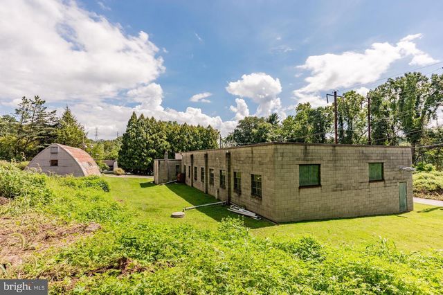 5 RIVER RD, Conshohocken, PA 19428