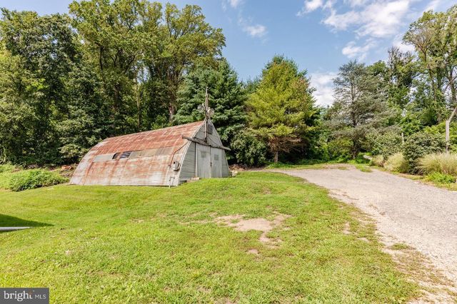 5 RIVER RD, Conshohocken, PA 19428