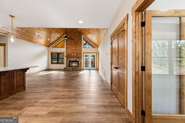 40 Cherry Street, East Ellijay, GA 30539