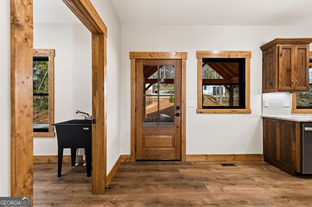 40 Cherry Street, East Ellijay, GA 30539