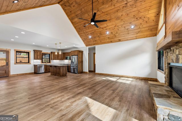 40 Cherry Street, East Ellijay, GA 30539