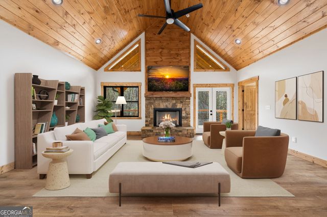 40 Cherry Street, East Ellijay, GA 30539