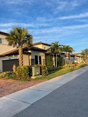 21872 Canadensis Circle 202, Boca Raton, FL 33428