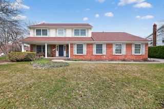 46922 Ben Franklin Drive, Shelby Twp, MI 48315