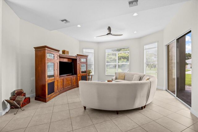 10303 SW Fiddlers Way, Palm City, FL 34990