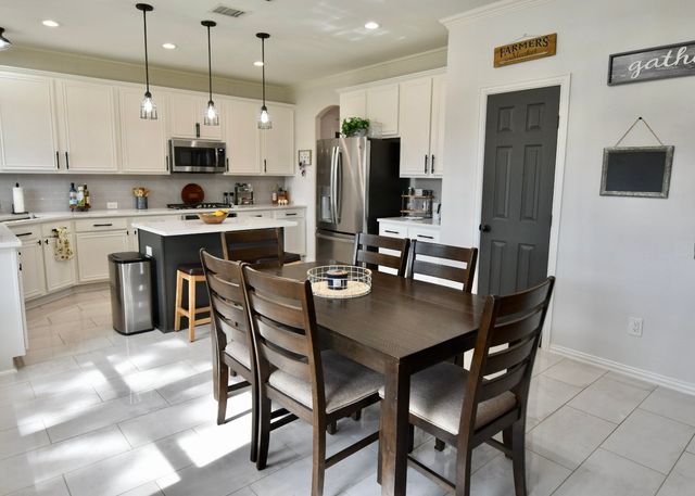 2200 Galway Drive, Mansfield, TX 76063