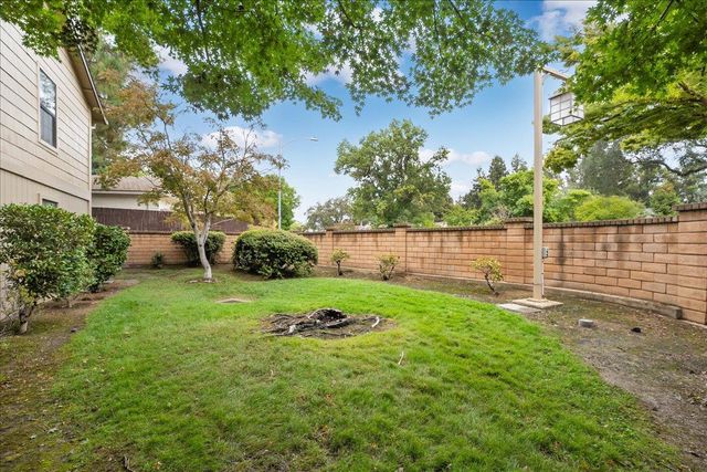 5640 Verner Oak Ct #1, Sacramento, CA 95841