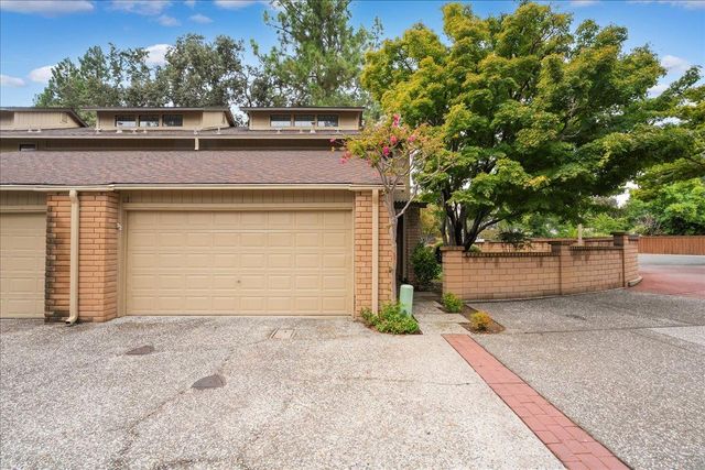 5640 Verner Oak Ct #1, Sacramento, CA 95841