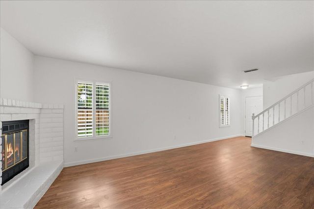 5640 Verner Oak Ct #1, Sacramento, CA 95841