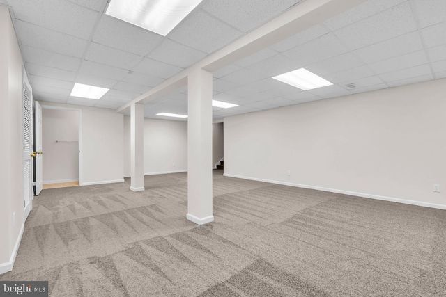 25 CHARLES CIR, Delanco, NJ 08075