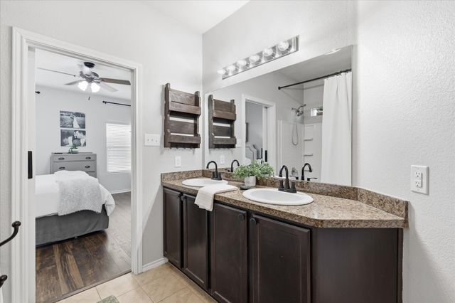 402 Citation Lane, Ponder, TX 76259