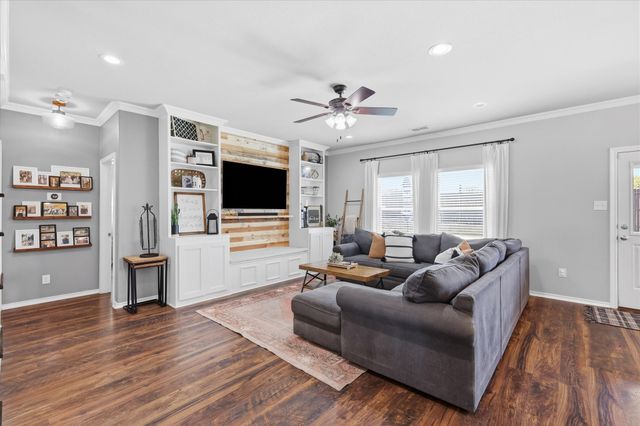 402 Citation Lane, Ponder, TX 76259