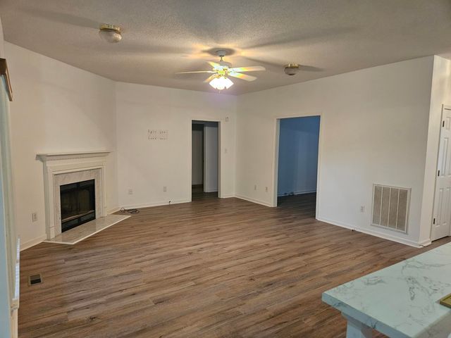 9047 Summerton Hwy Road, Pinewood, SC 29125