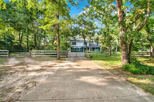 15230 Stagecoach Road, Stagecoach, TX 77355