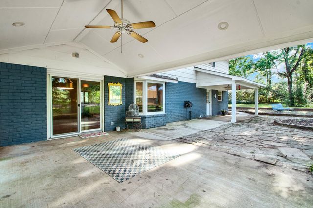 15230 Stagecoach Road, Stagecoach, TX 77355