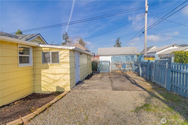 6645 S Oakes Street, Tacoma, WA 98409