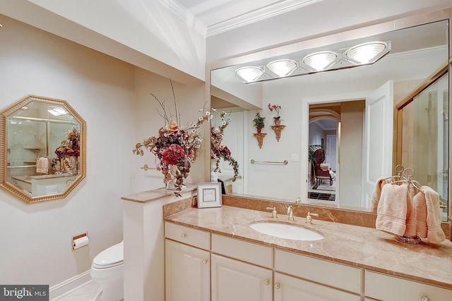 4744 34TH ST N, Arlington, VA 22207