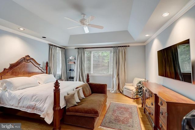 4744 34TH ST N, Arlington, VA 22207